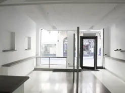 #2638934 Locale commerciale su strada Nuova a Pavia
