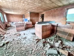 #2536134 Locale commerciale uso bar-trattoria con unità in corso di definizione