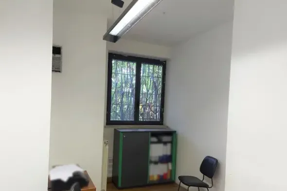 #19112 Locale direzionale con parcheggio esclusivo
