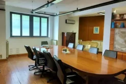 #19112 Locale direzionale con parcheggio esclusivo