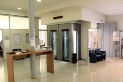 #19665 Locali adibiti ad istituto di credito