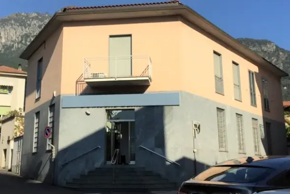#19670 Locali adibiti ad istituto di credito