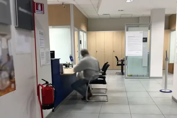 #19650 Locali adibiti ad istituto di credito