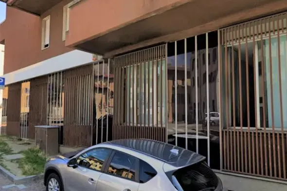 #19659 Locali adibiti ad istituto di credito