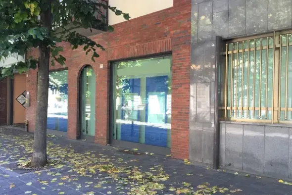 #19664 Locali adibiti ad istituto di credito
