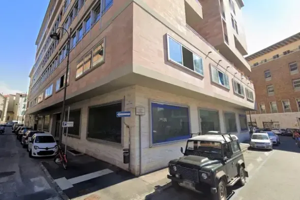 #19684 Locali adibiti ad istituto di credito