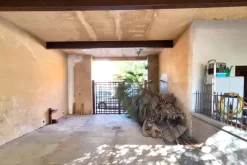 #23503 Locali per centro estetico e medico con corte
