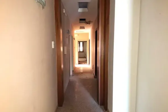 #23503 Locali per centro estetico e medico con corte