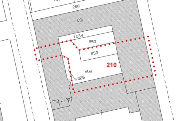 #23503 Locali per centro estetico e medico con corte