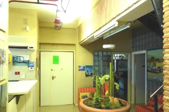 #13083 Locali per ufficio in edificio polifunzionale
