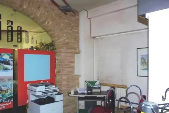 #13083 Locali per ufficio in edificio polifunzionale