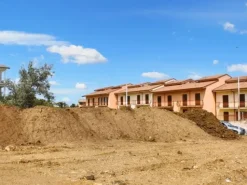 #24780 Lotti edificabili a destinazione residenziale