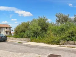 #24780 Lotti edificabili a destinazione residenziale