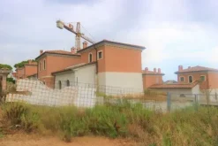#8323 Lottizzazione turistico-residenziale-ricettiva
