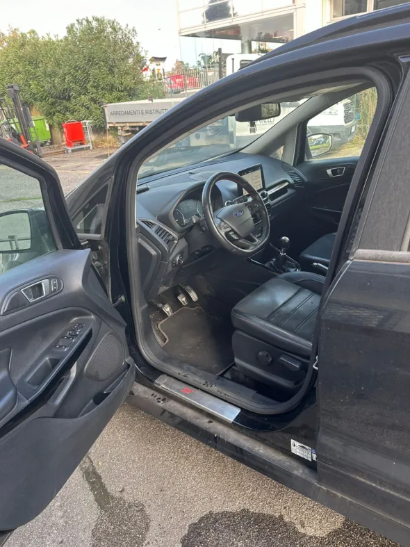 LOTTO 3 - Autovettura Ford Ecosport targa FS702CJ