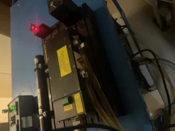 Lumonics Mini-Q Laser Pulsato 300 mJ 4ns impulso 75MW