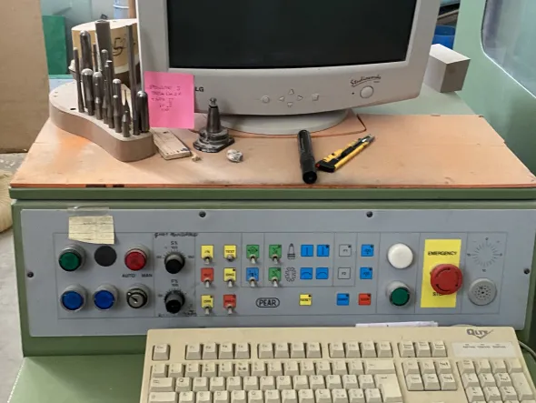 Macchina controllo numerico
