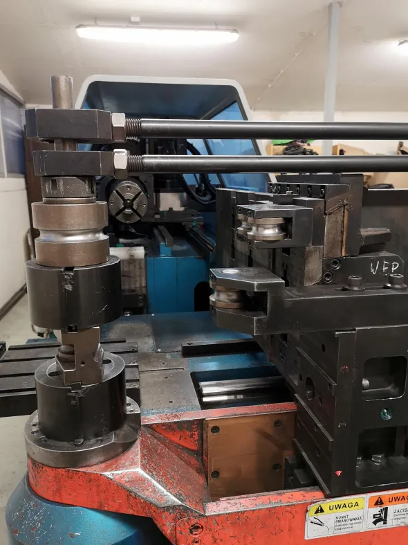 Macchina curvatubi SHUZ TUNG CNC 50 BRM