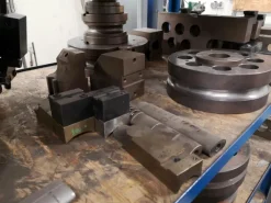 Macchina curvatubi SHUZ TUNG CNC 50 BRM