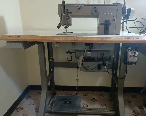Macchina da cucire NECCHI 885-261 Industriale