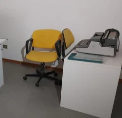2#8247 Macchina da scrivere Olivetti