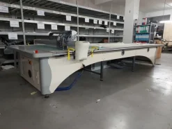 54#7345 Macchina da taglio automatica Lectra