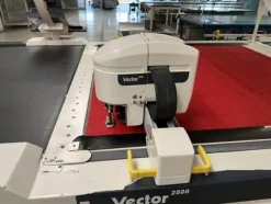 2#7821 Macchina da taglio automatica Lectra Vector2500