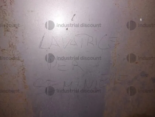 6#9987 Macchina lavatrice per prodotti finiti