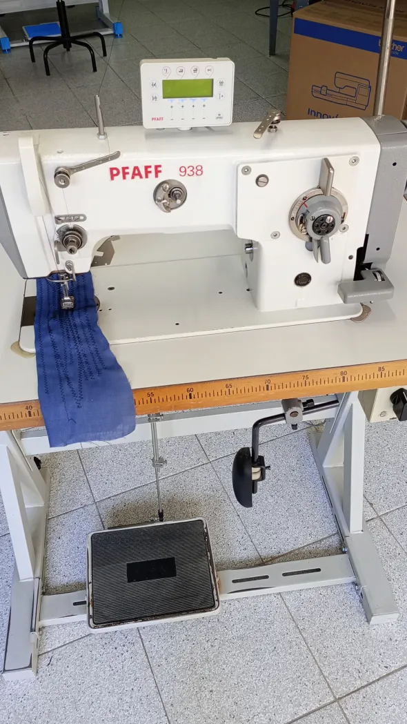 Macchina per cucire PFAFF 938 Zig-Zag