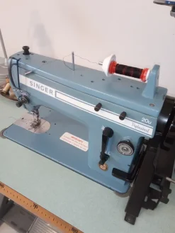 Macchina per cucire SINGER 20u Professional