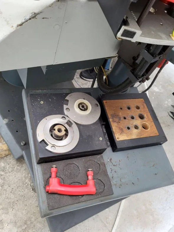 Macchina per presettaggio utensili KELCH KALI-tec A
