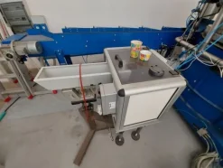 88#6439 Macchina per stampaggio a iniezione FLK