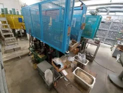6#6439 Macchina per stampaggio a iniezione Presma