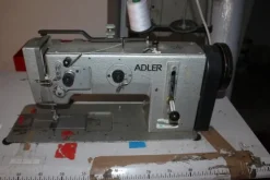 5#5571 Macchina piana Adler e macchina bordatrice Rockwell-Rimoldi