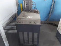 1#8607 Macchinari da carpenteria e arredi per uffici e autocarri
