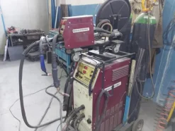 1#8607 Macchinari da carpenteria e arredi per uffici e autocarri