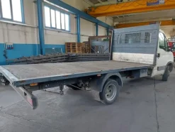 1#8607 Macchinari da carpenteria e arredi per uffici e autocarri