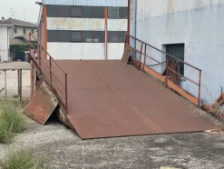 5#6473 Macchinari e attrezzature da officina meccanica per macchine agricole e arredi da ufficio