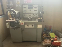 5#6473 Macchinari e attrezzature da officina meccanica per macchine agricole e arredi da ufficio