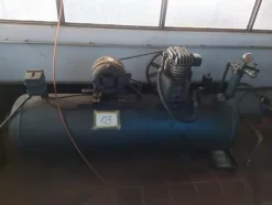 5#6473 Macchinari e attrezzature da officina meccanica per macchine agricole e arredi da ufficio