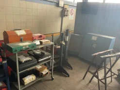 5#6473 Macchinari e attrezzature da officina meccanica per macchine agricole e arredi da ufficio