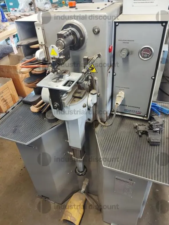 1#9144 Macchinari e attrezzature per lavorazione suole scarpe