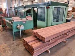 3#6224 Macchinari e attrezzature per la produzione di pannelli semilavorati