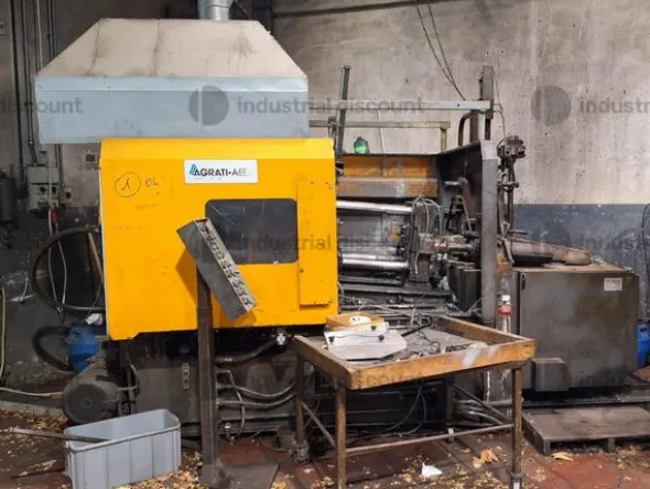 1#9818 Macchinari e attrezzature per lavorazioni metalliche e carrelli elevatori