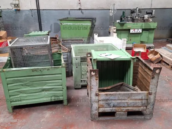 1#9818 Macchinari e attrezzature per lavorazioni metalliche e carrelli elevatori