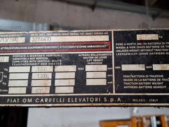 1#9818 Macchinari e attrezzature per lavorazioni metalliche e carrelli elevatori