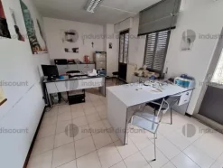 1#9818 Macchinari e attrezzature per lavorazioni metalliche e carrelli elevatori