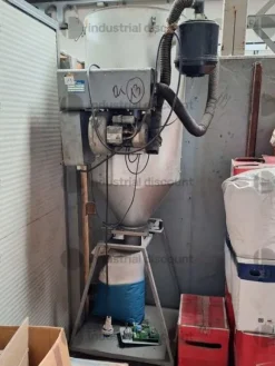 1#9818 Macchinari e attrezzature per lavorazioni metalliche e carrelli elevatori