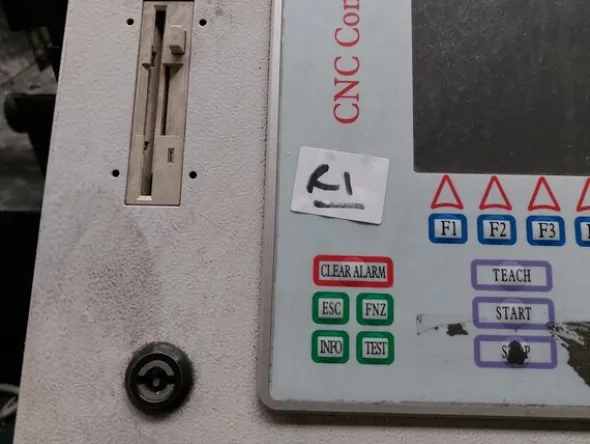 1#7512 Macchinari e attrezzature per la lavorazione di materie plastiche