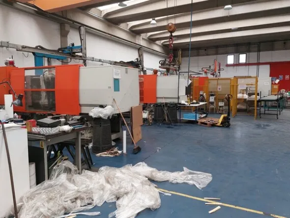 1#7512 Macchinari e attrezzature per la lavorazione di materie plastiche